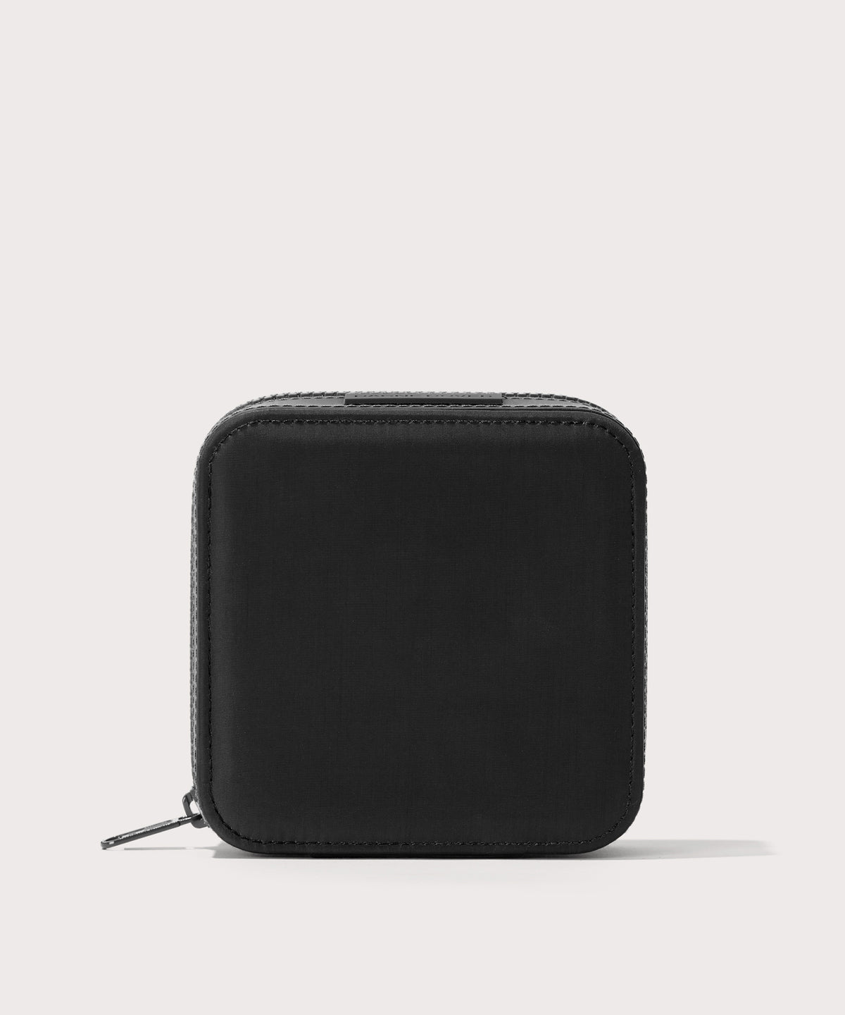 Dagne Dover Large Frankie Jewelry Case in black.